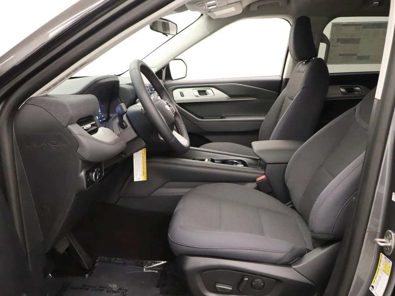 New 2026 Carbonized Gray Metallic Ford Active image 15