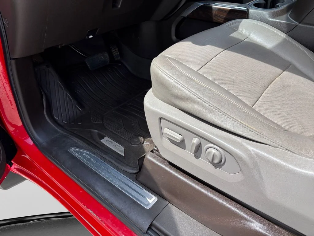 Used 2019 Red GMC SLT image 33