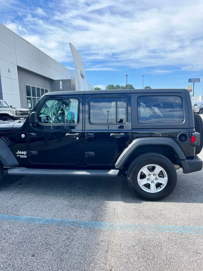 Used 2020 Black Clearcoat Jeep Unlimited Sport S image 16