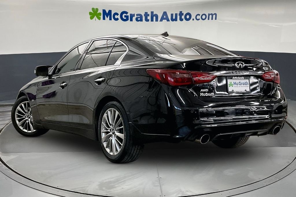 Used 2018 Black INFINITI 3.0t LUXE image 3