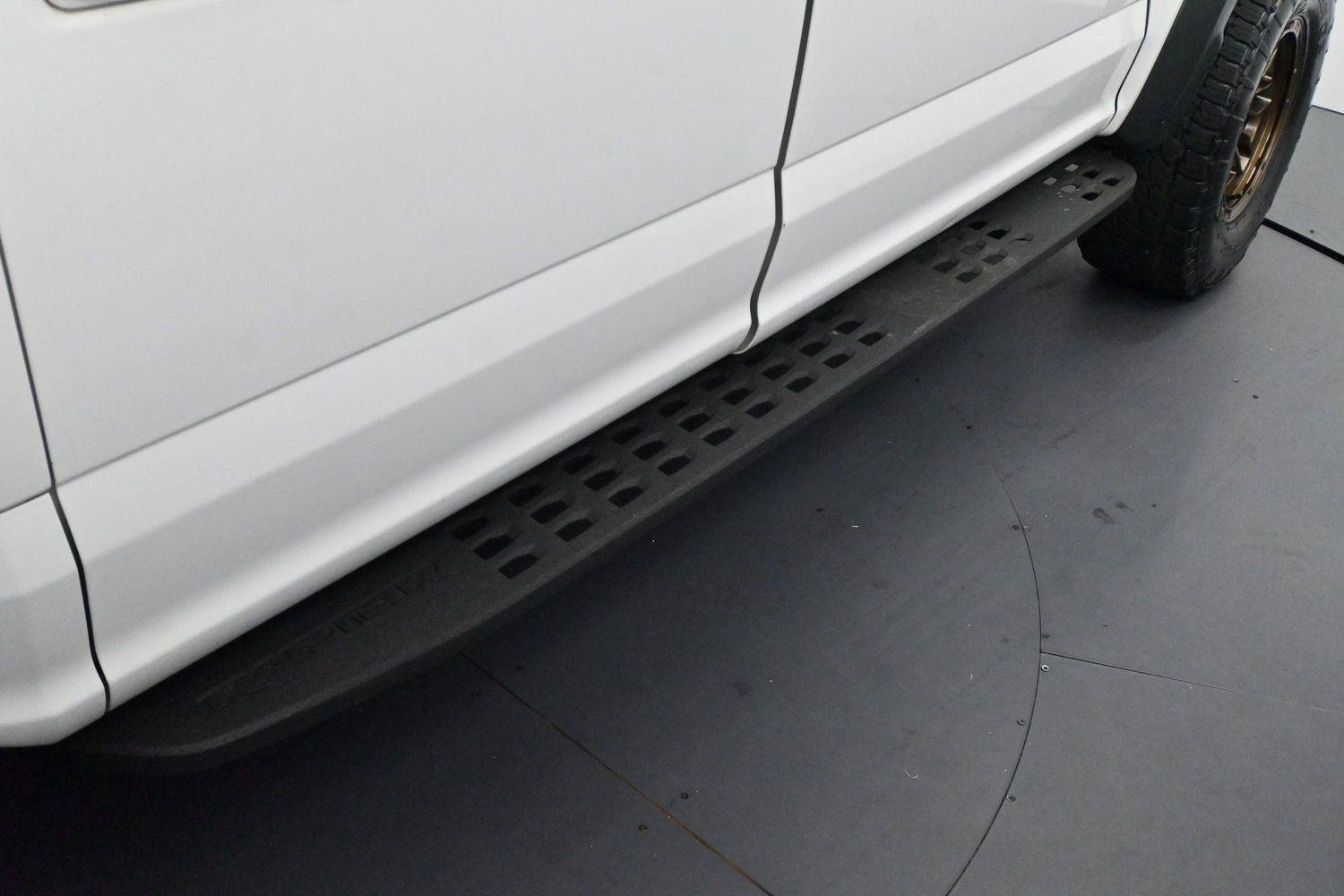 Used 2018 Oxford White Ford Raptor image 9
