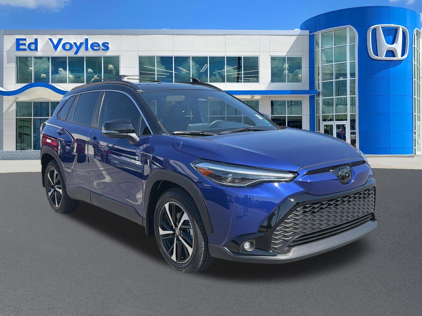 2025 Toyota Corolla Cross XSE