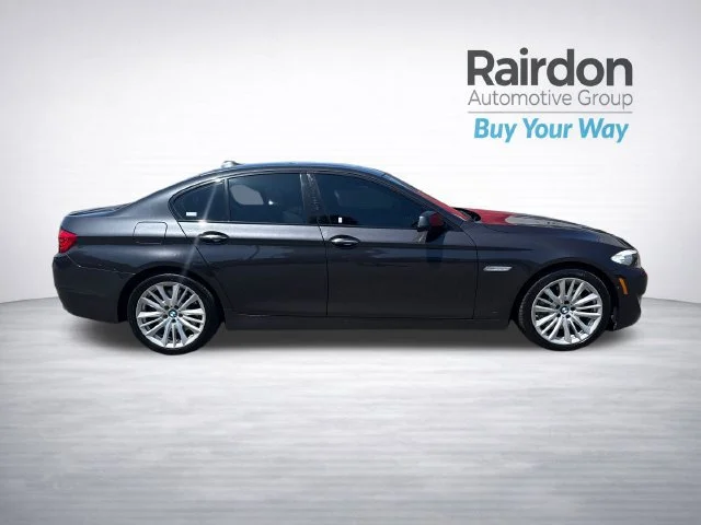 Used 2011 Dark Graphite BMW 550i image 8