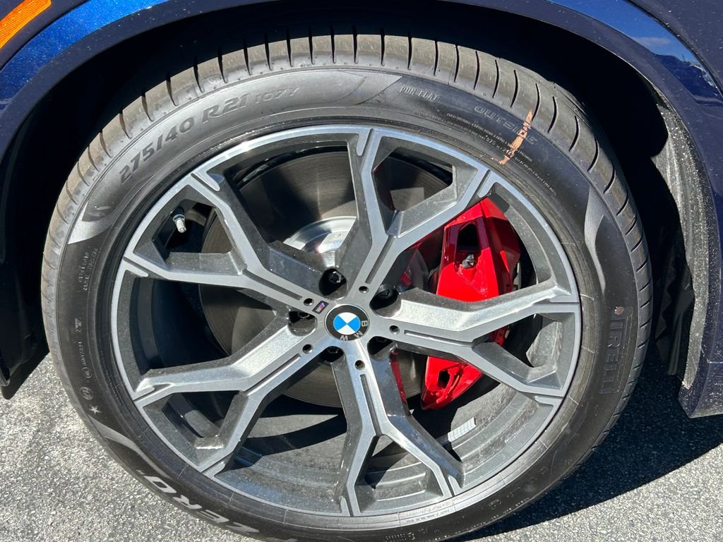 New 2026 Tanzanite Blue II Metallic BMW xDrive50e image 9