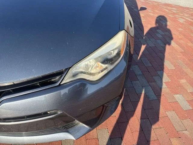 Used 2015 Gray Toyota LE image 23