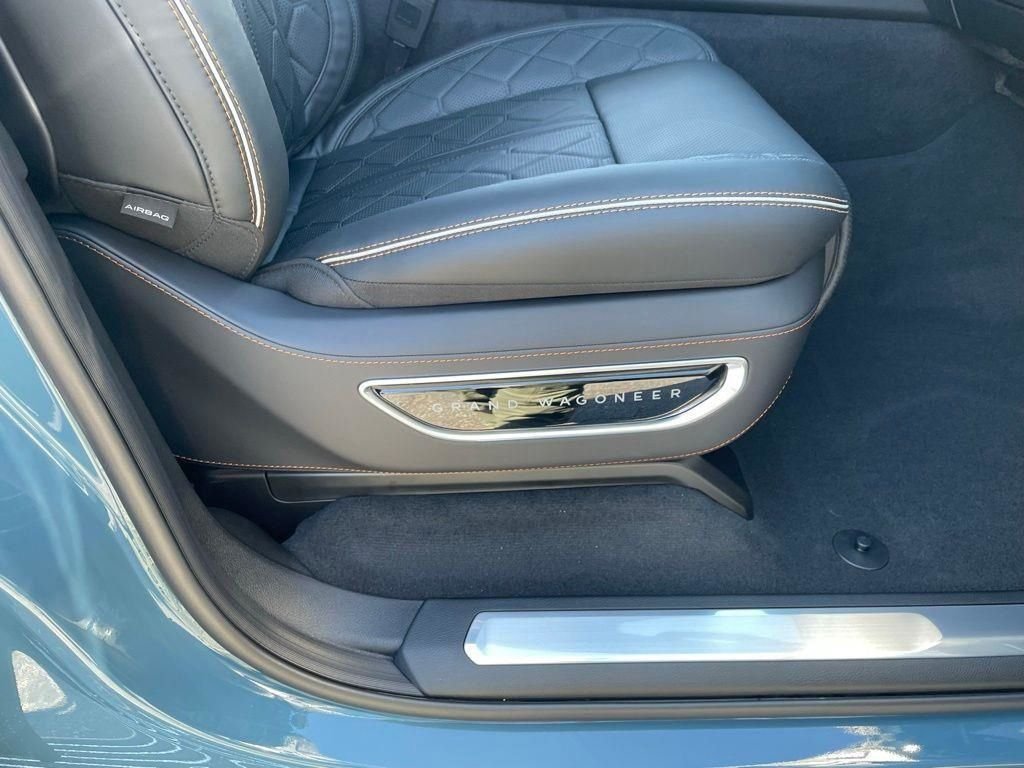 New 2026 Steel Blue Exterior Paint Jeep Summit Reserve image 44