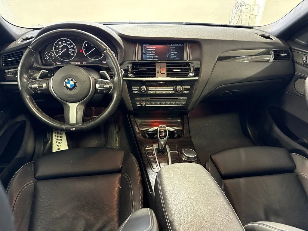 Used 2017 Black Sapphire Metallic BMW xDrive28i image 9