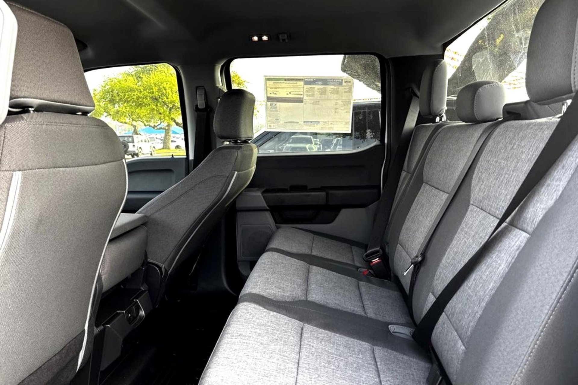 2025 Ford F-250 Super Duty XL - Photo 24