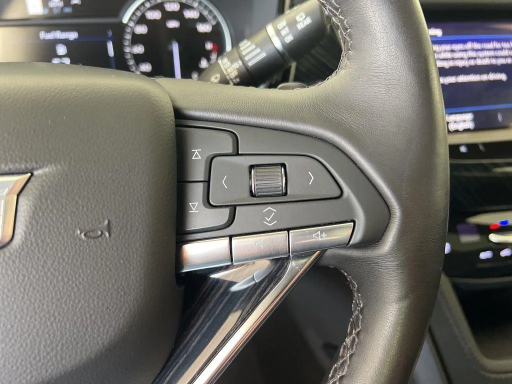 Used 2025 Silver Metallic Cadillac Premium Luxury image 11