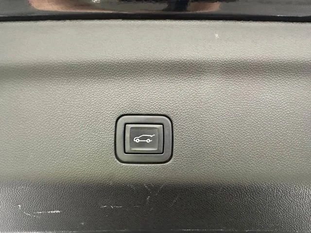 Used 2024 Black Chevrolet High Country image 28
