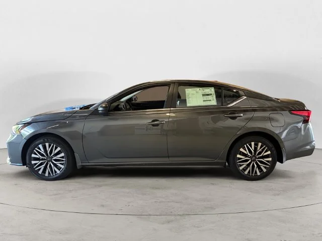 New 2026 Gray Nissan 2.5 SV image 2