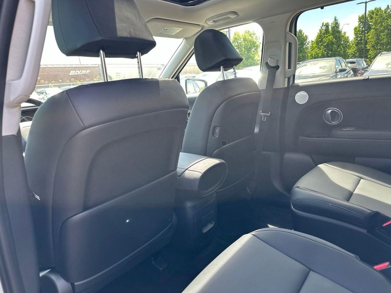 New 2026 White Hyundai SEL Premium AWD image 15