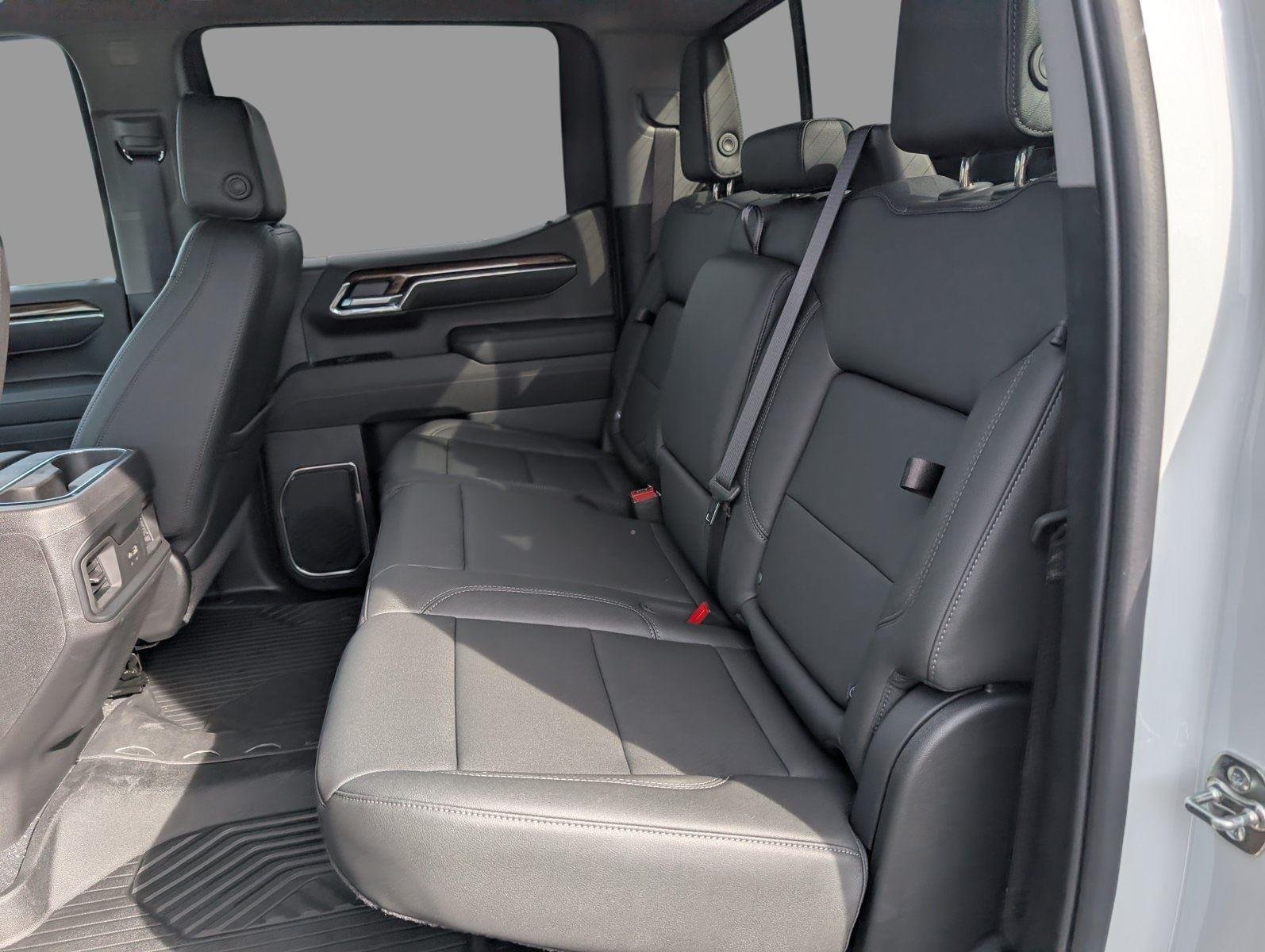 New 2026 Summit White Chevrolet LT Trail Boss image 31