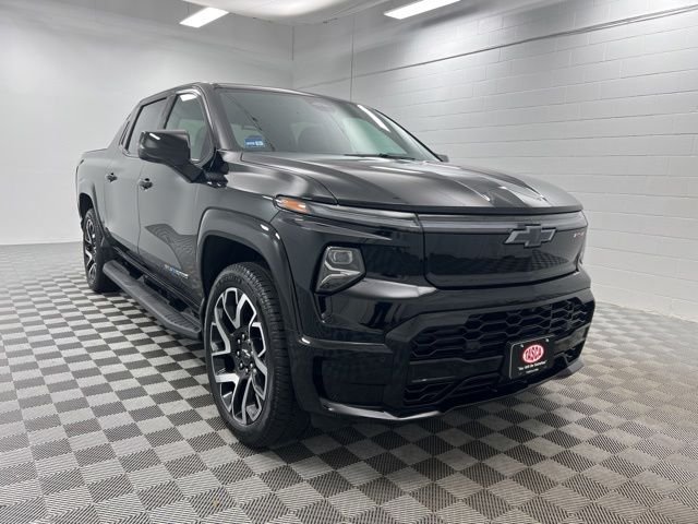 2024 Chevrolet Silverado EV RST's photo