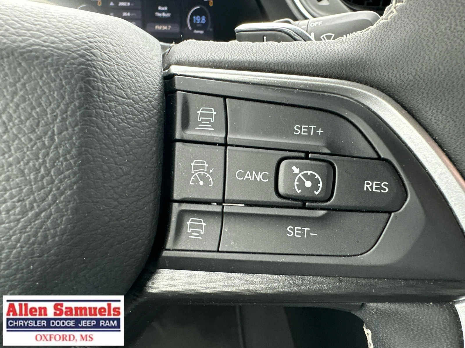 Used 2025 Bright White Clearcoat Jeep Altitude image 20