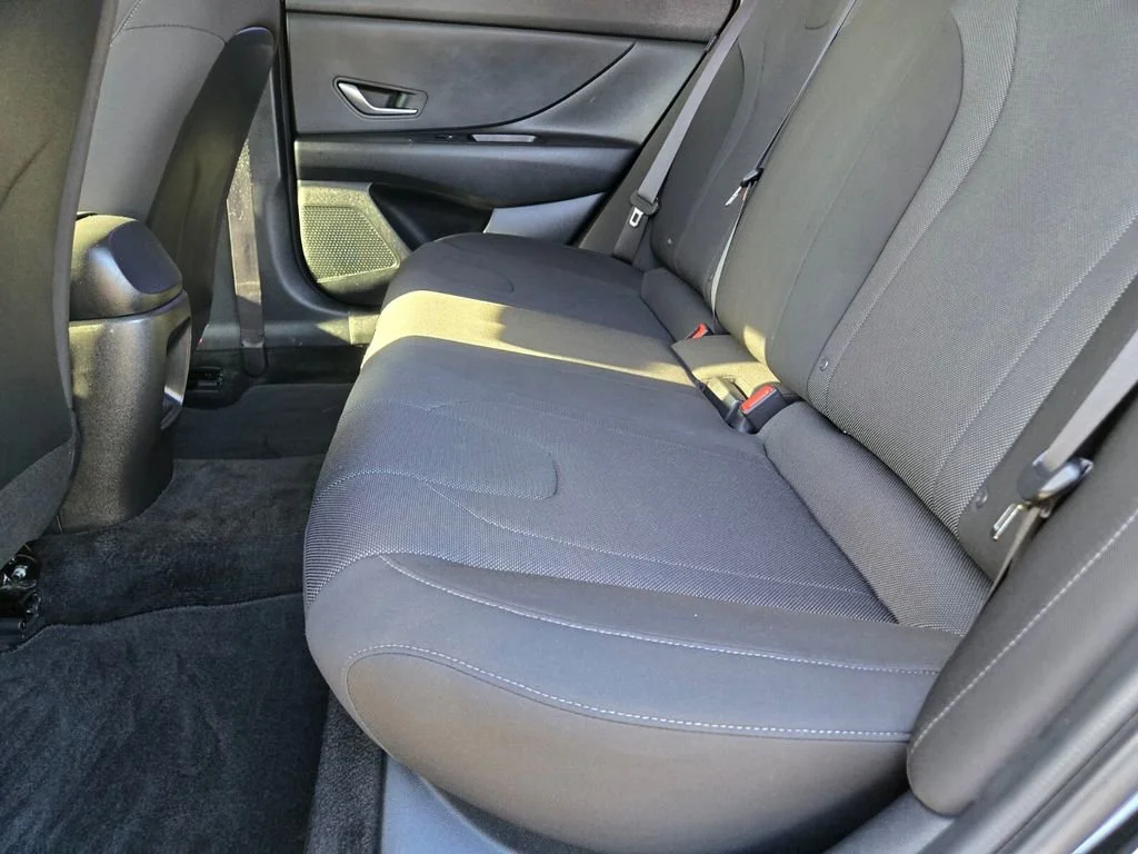 Used 2024 Abyss Black Hyundai SE image 11