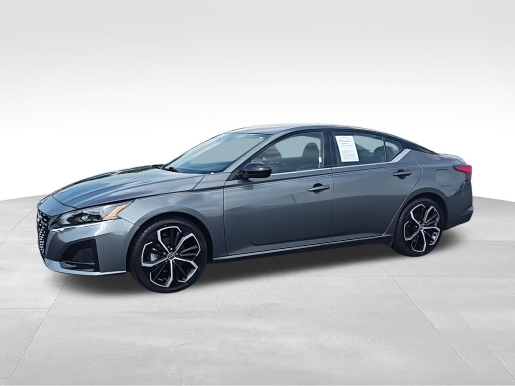 Used 2024 Gray Nissan 2.5 SR image 6