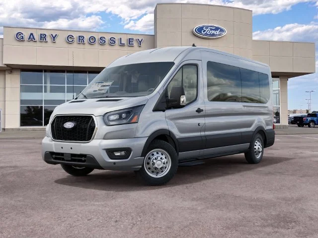 New 2027 Silver Ford XLT image 2