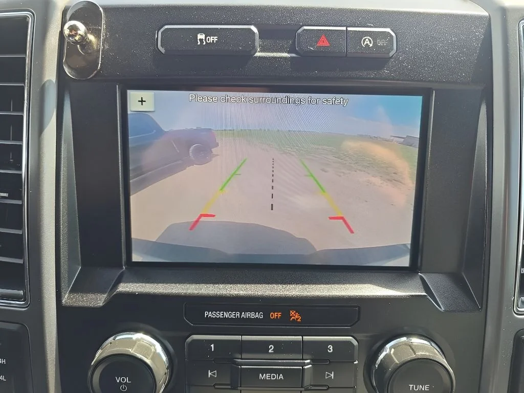 Used 2019 White Ford  image 21