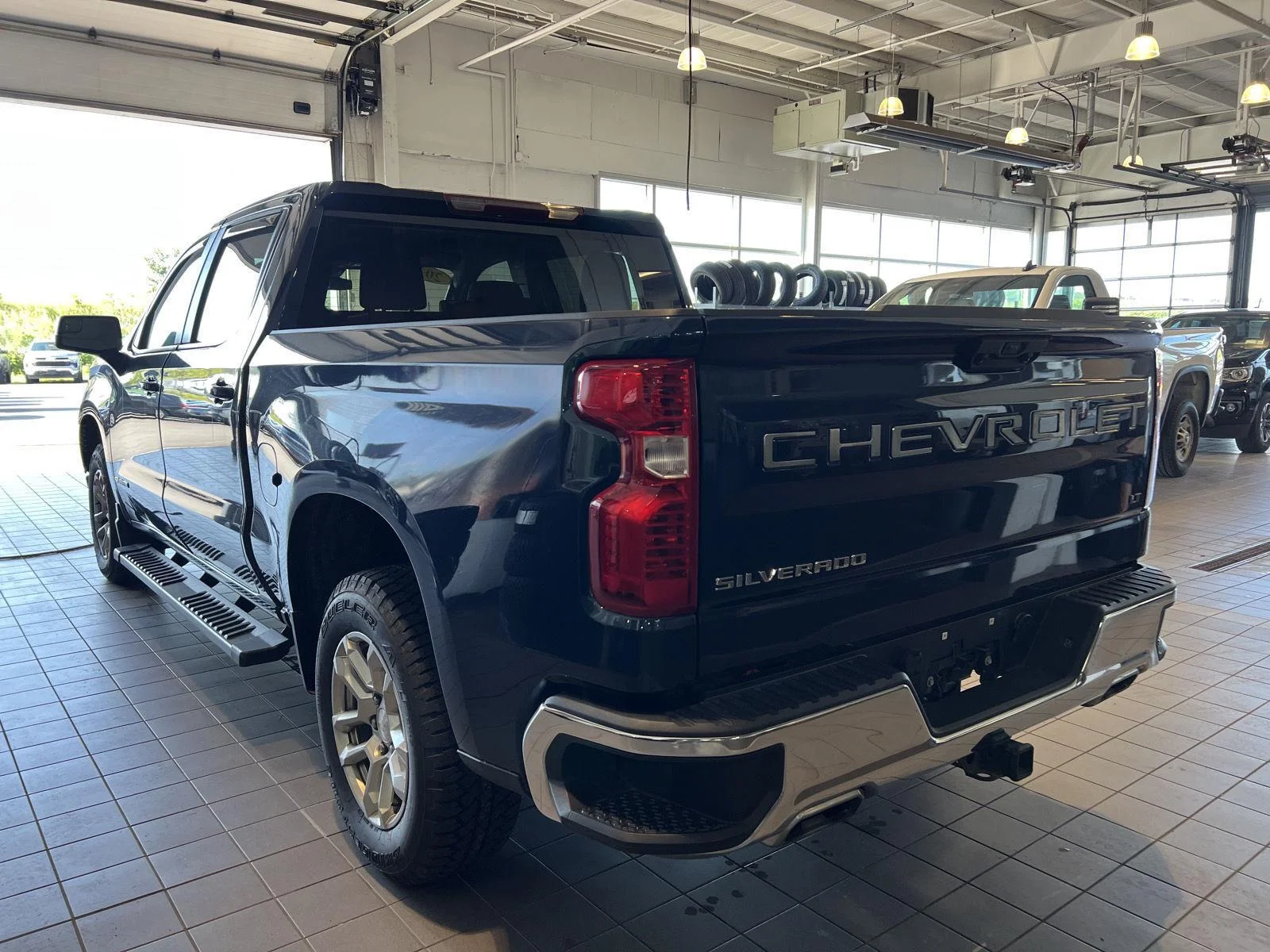 Used 2023 Northsky Blue Metallic Chevrolet LT image 7