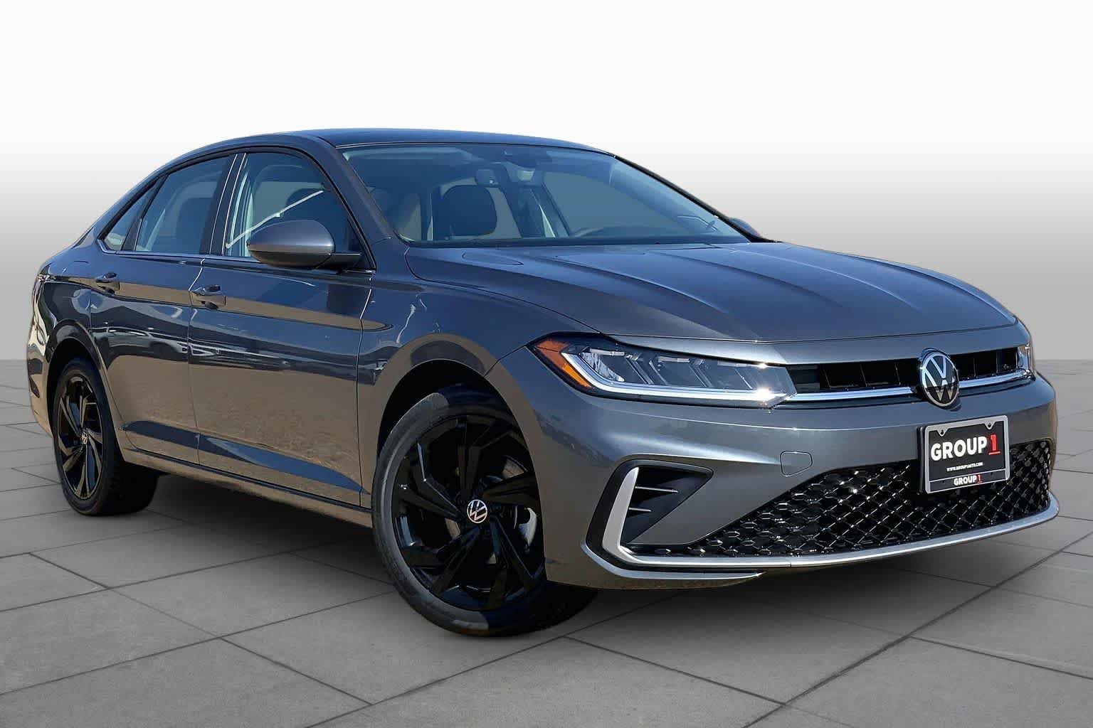 New 2026 Platinum Gray Metallic Volkswagen SE image 2