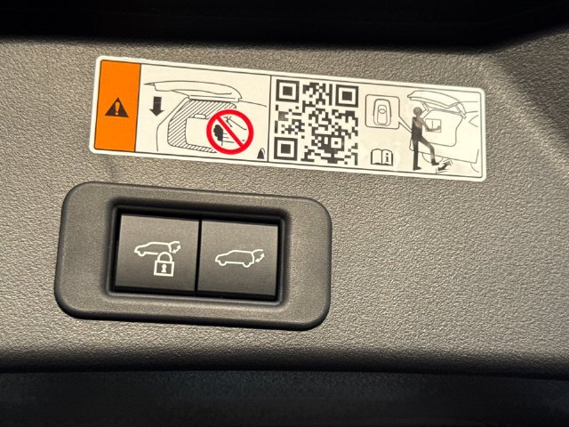 New 2026 Pavement Toyota  image 10