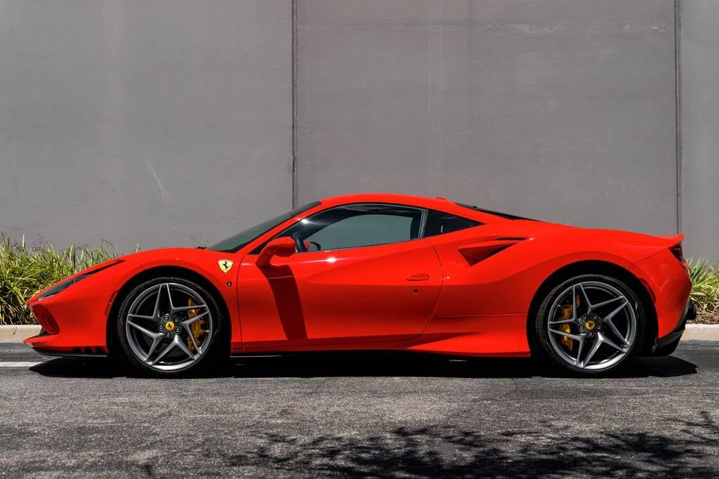 Used 2022 Rosso Scuderia Ferrari  image 2