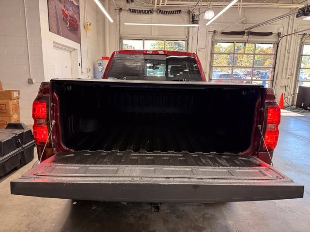 Used 2016 SIREN RED TINTCOAT Chevrolet LT image 22