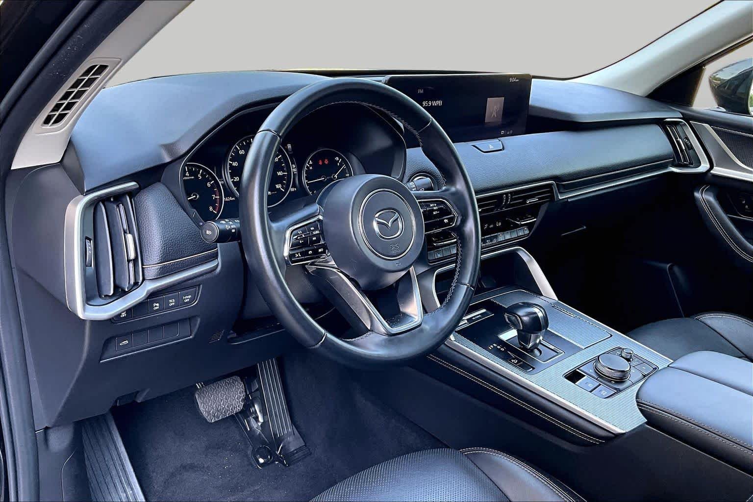 Used 2025 Jet Black Mica Mazda Preferred Package image 18