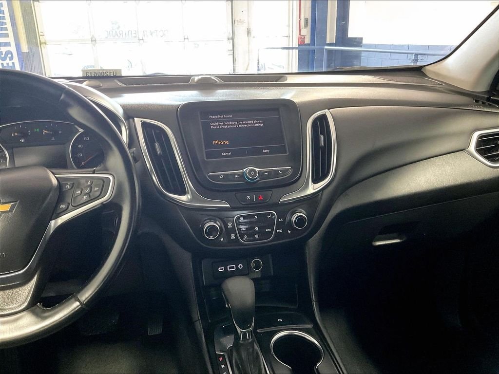 Used 2024 Gray Chevrolet LT image 18