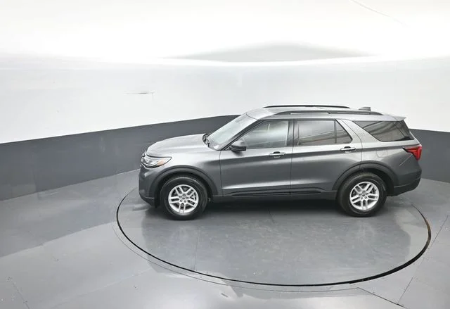 New 2026 Gray Ford Active image 23