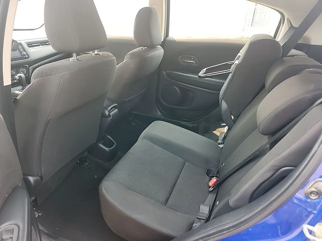 Used 2018 Aegean Blue Metallic Honda LX image 9