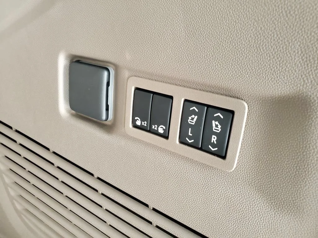 New 2026 Glacier White Tricoat GMC Denali image 36