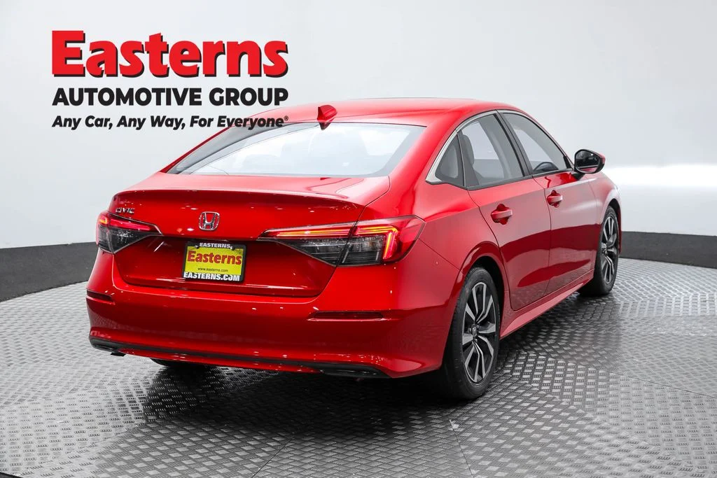 Used 2022 Red Honda EX image 5
