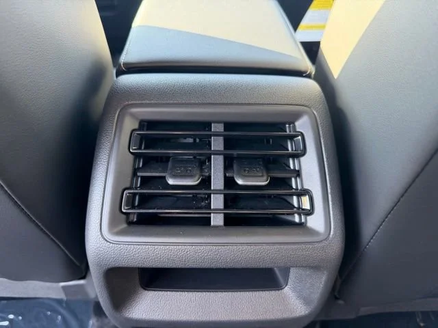 New 2026 Sandstone with Deep Black Roof Volkswagen SE R-Line Black image 8