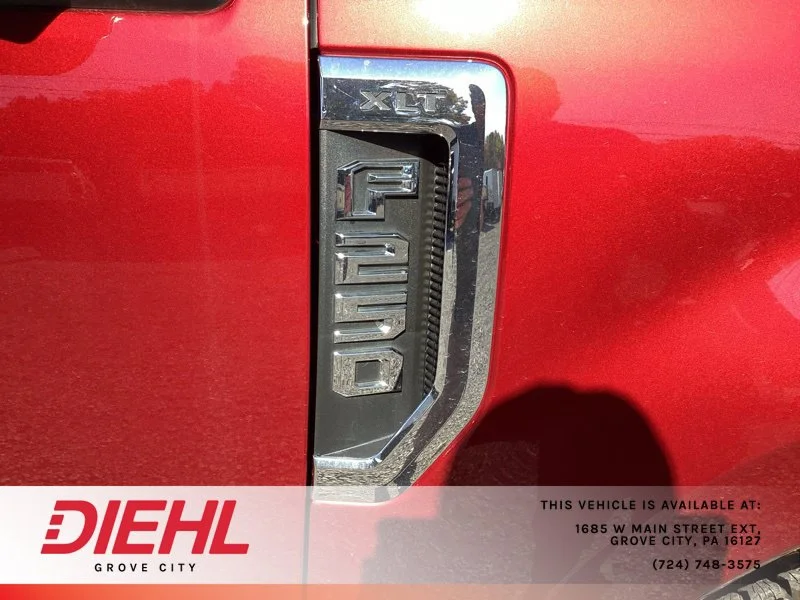 Used 2019 Red Ford XLT image 10