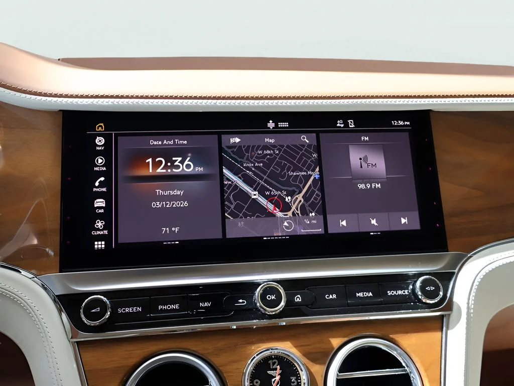 Used 2024 Onyx Metallic Bentley V8 image 24