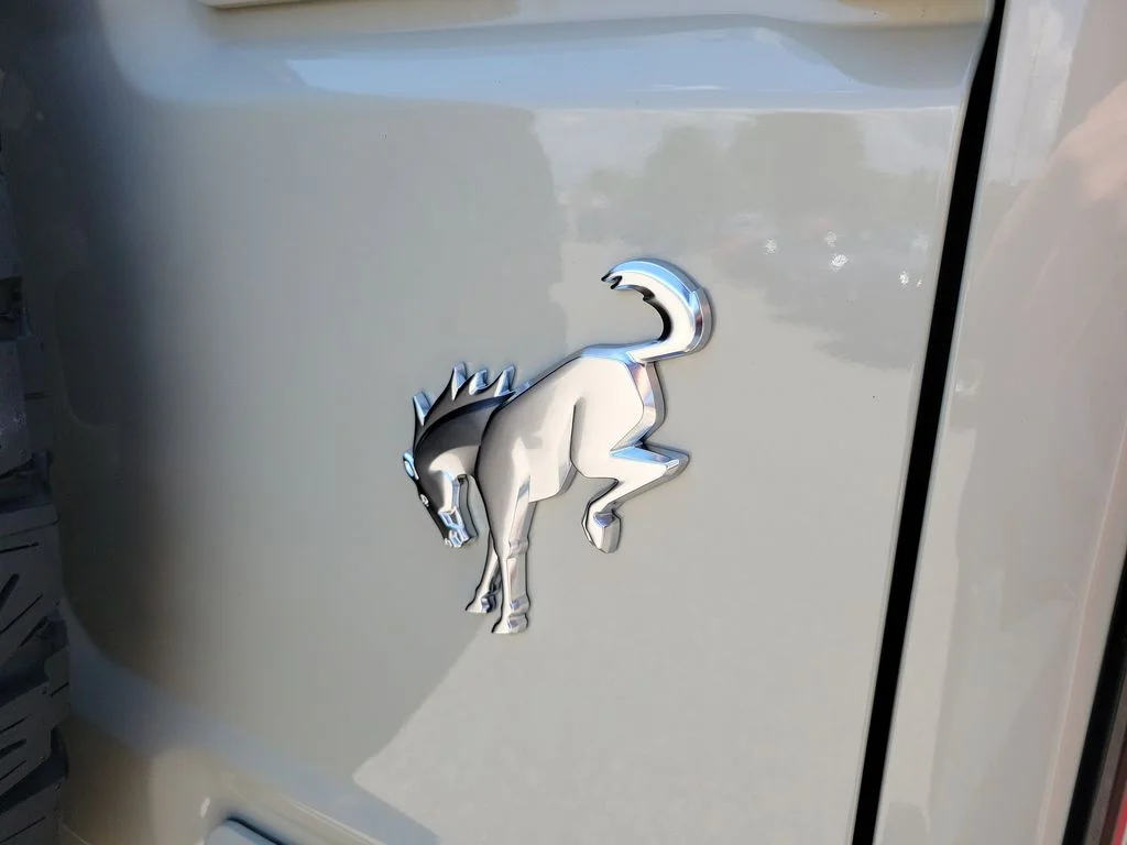 Used 2025 Desert Sand Ford Badlands image 7