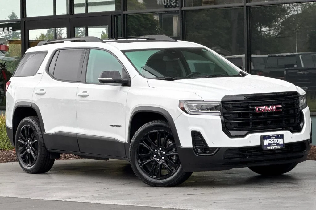 2022 GMC Acadia SLT - Photo 2