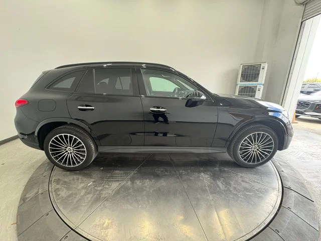 New 2026  Mercedes-Benz GLC 300 image 14