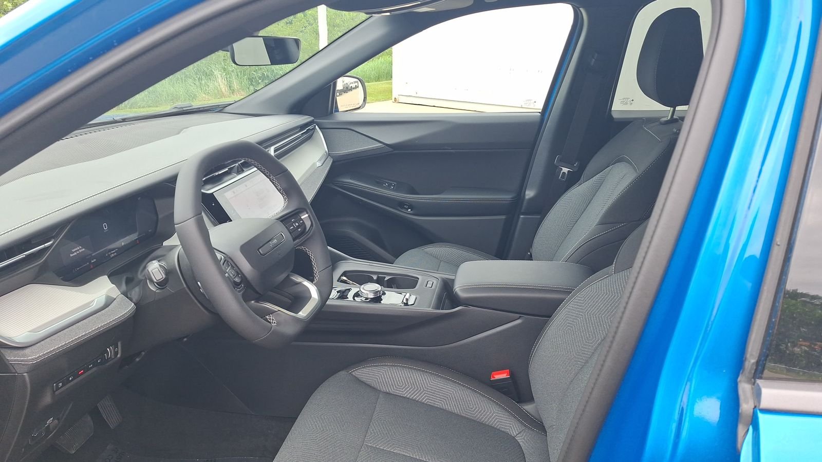 New 2026 Hydro Blue Pearlcoat Jeep Laredo image 10