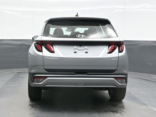 New 2026 Silver Hyundai SE AWD image 2
