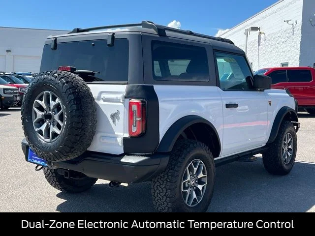 Used 2021 White Ford Badlands image 6