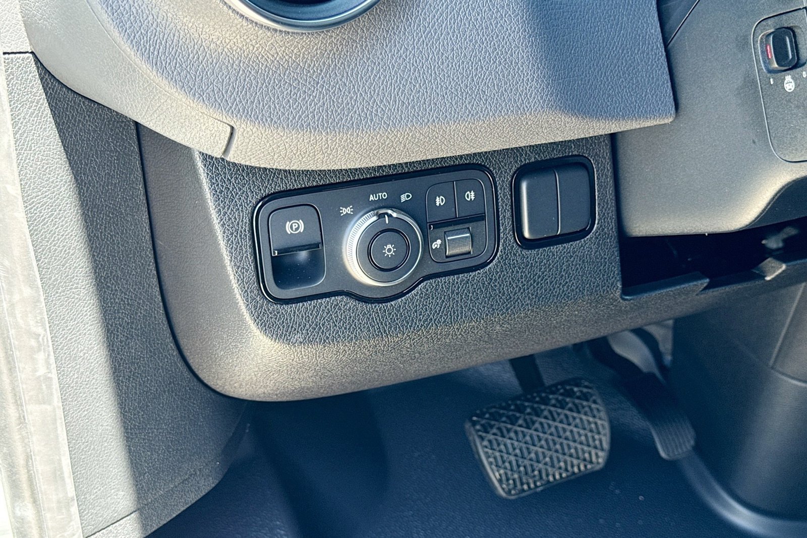 New 2026 Silver Gray Mercedes-Benz  image 10