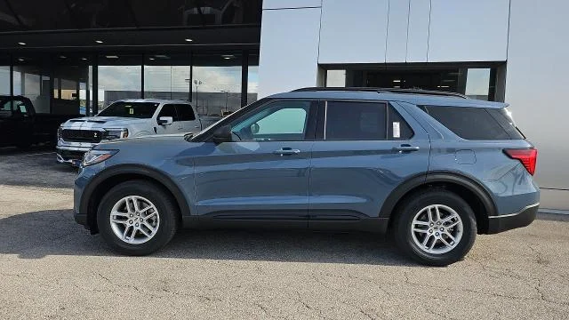 New 2026 Vapor Blue Metallic Ford Active RWD image 21