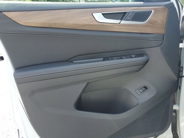 2026 Volkswagen Atlas SE w/Tech - Photo 30