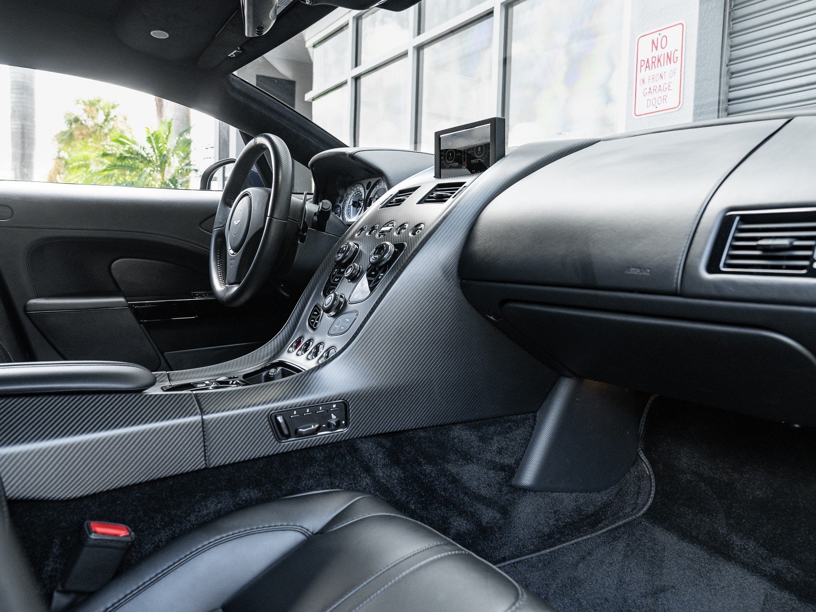 2019 Aston Martin Rapide AMR VH4 photo 2