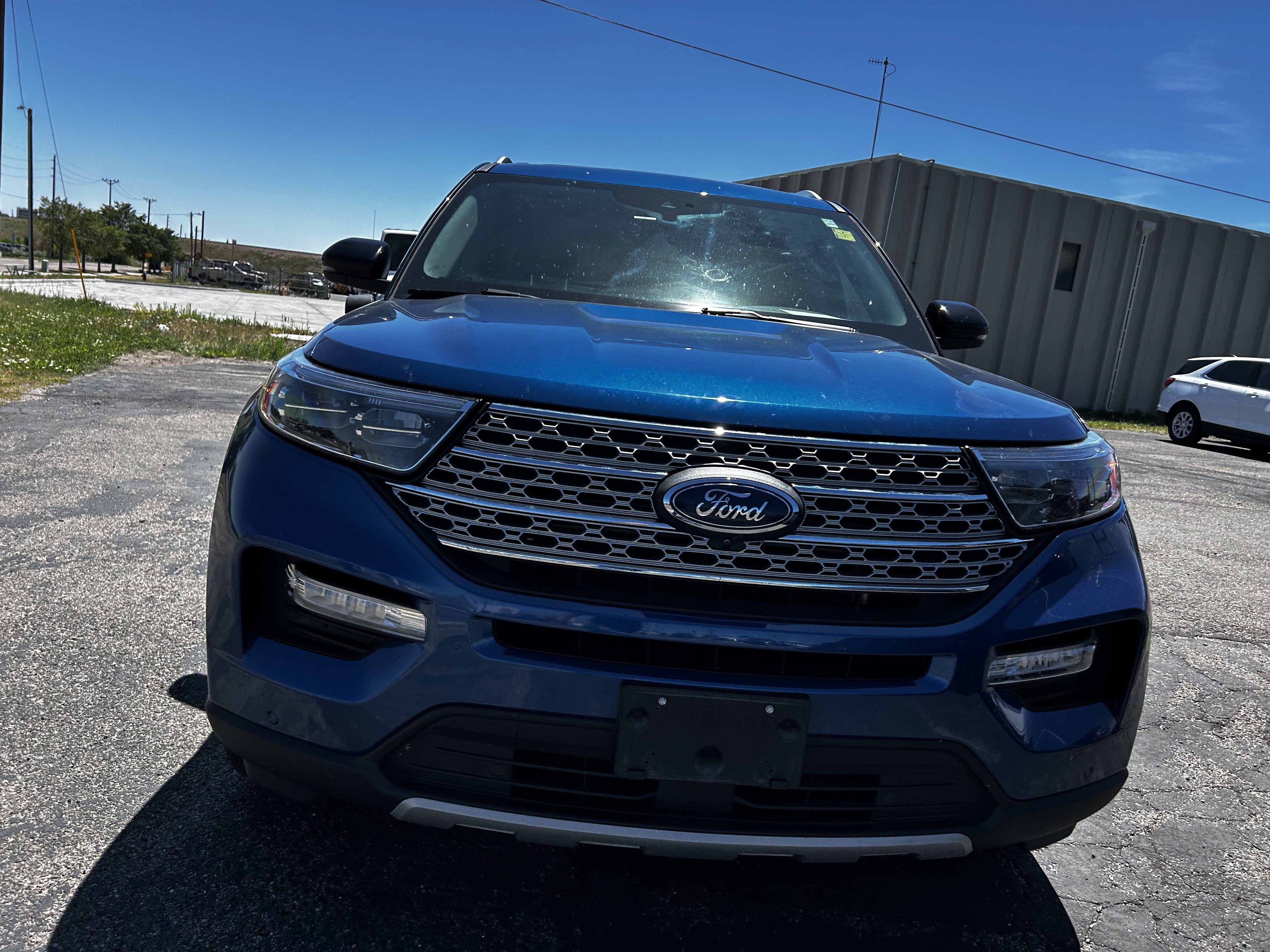 Used 2021 Atlas Blue Metallic Ford Limited image 8