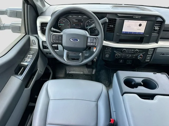 New 2026 Oxford White Ford XL image 15