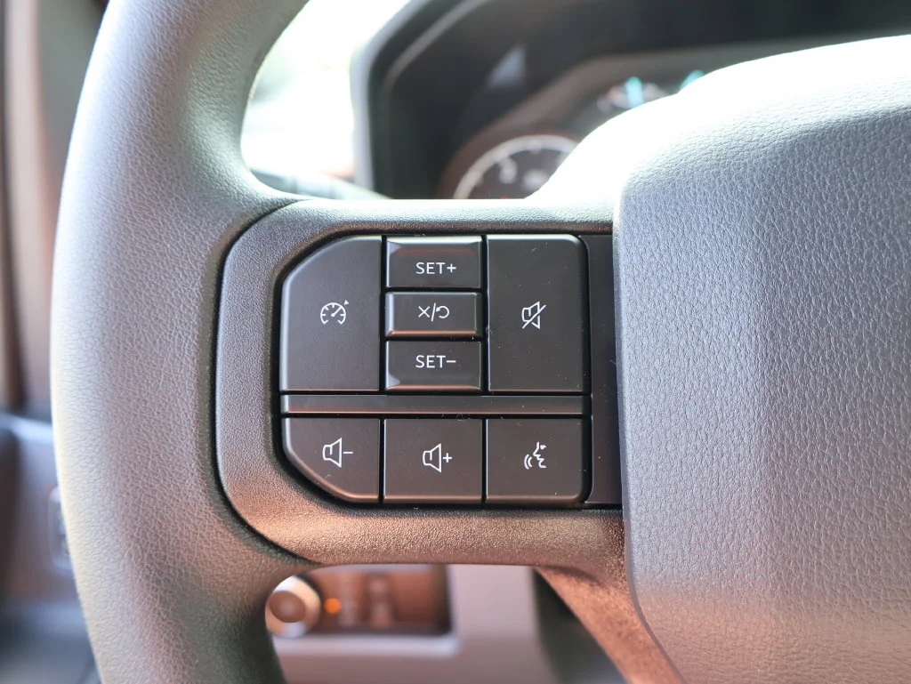 New 2026 Oxford White Ford F-250® XL image 25